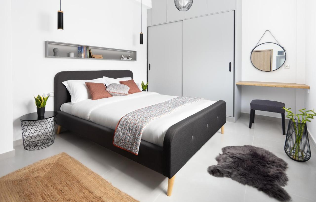 Andos Cozy & Luxury Upgraded Apartments Atene Esterno foto