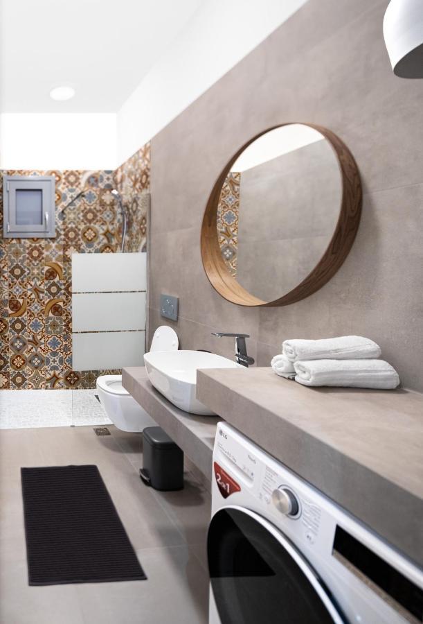 Andos Cozy & Luxury Upgraded Apartments Atene Esterno foto
